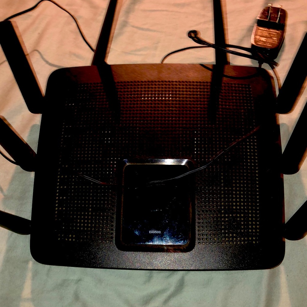 Linksys router EA9500